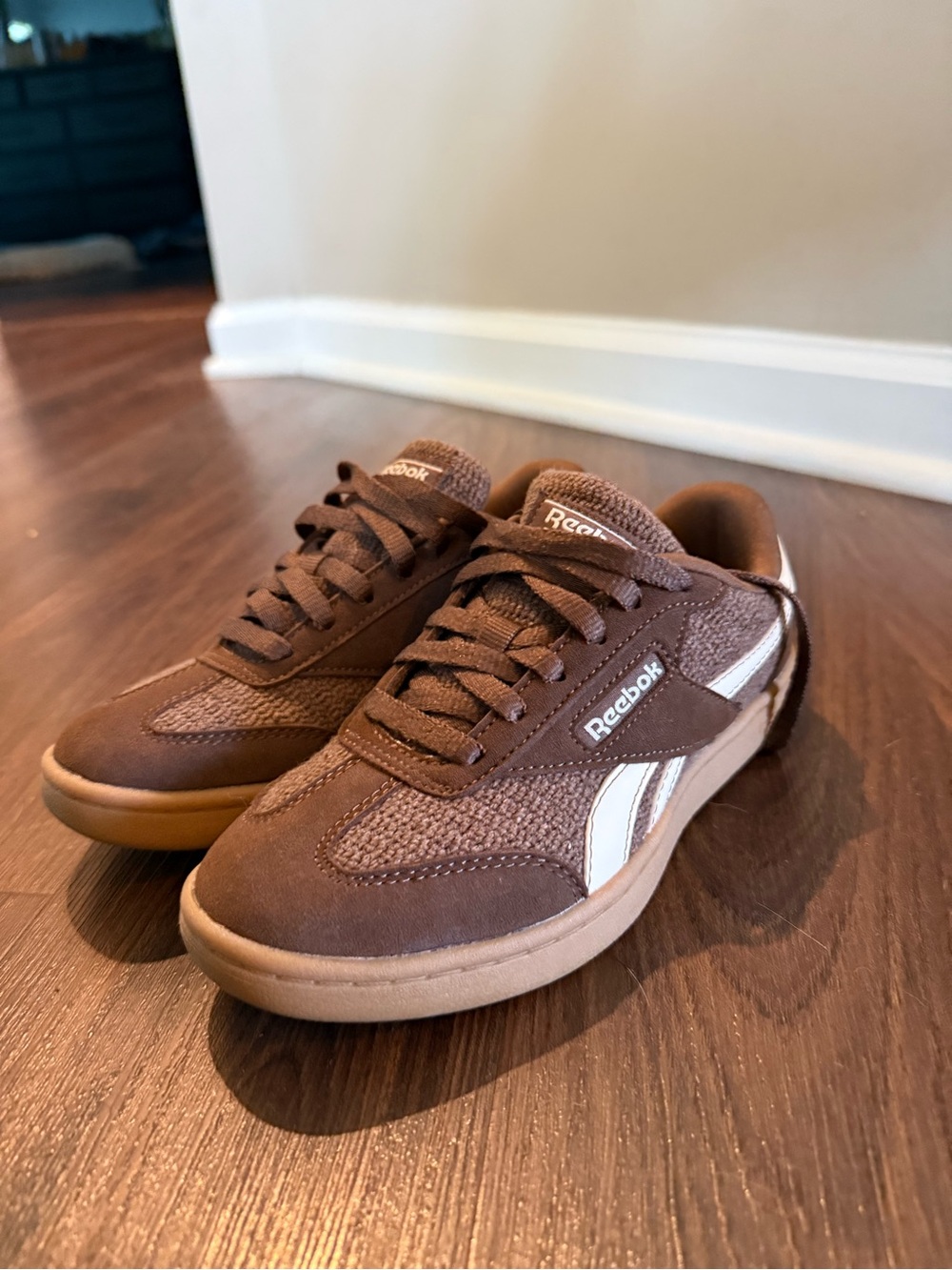 Reebok Women’s Size 5 Brown and White Low-Top Sneakers